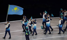 «Может быть у них не было времени». Костюмы Казахстана на Олимпиаде-2026 удивили французов. Видео