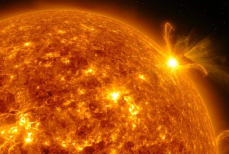 Загадочная область Солнца обновила рекорд XXI века по числу вспышек