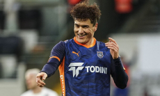 В Европе оценили сумасшедшую форму Шомуродова