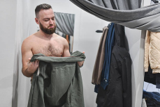 Как защититься от инфекций во время примерки новых вещей