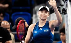 «Я слишком высокая». Елена Рыбакина выбрала зимний олимпийский вид спорта