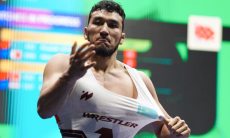 Уникальный чемпион мира по борьбе из Казахстана ответил хейтерам