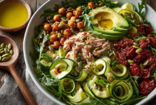 Врач раскрыл, какая еда помогает в профилактике двух опасных состояний