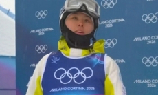 Знаменосец Казахстана уступила на старте параллельного могула на Олимпиаде-2026