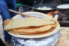 Врач предупредила об опасности сочетания блинов с некоторыми продуктами