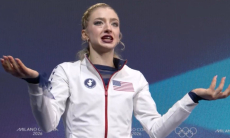 Чемпионка Олимпиады-2026 призвала аплодировать Софье Самоделкиной. Видео
