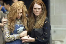 Поклонникам Кинга приготовиться — объявлен релиз сериала «Кэрри»