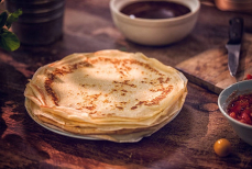 Названа самая вредная начинка для блинов