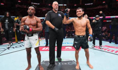 Алиюи Идрис победил американца в дебютном бою UFC