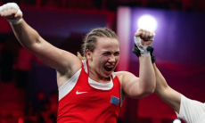 Казахстан досрочно получил первого финалиста малого чемпионата мира по боксу