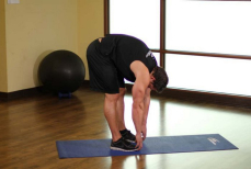 Фитнес-тренер назвала минутное упражнение для снижения стресса