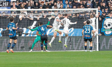 Эмоциональный фанат в Италии получил ножевые ранения во время матча 