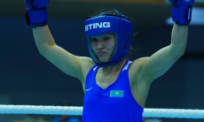 Чемпионка мира по боксу принесла медаль Казахстану