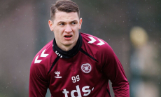 Матч «Хартса» без Ислама Чеснокова завершился одним голом