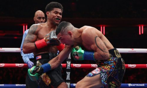 Титульный бой Теофимо Лопес — Шакур Стивенсон обернулся тотальным разгромом