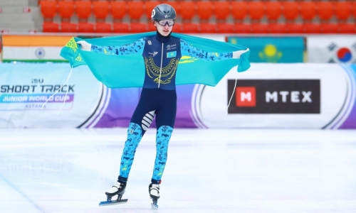 Казахстанец стал бронзовым призером юниорского чемпионата мира по шорт-треку