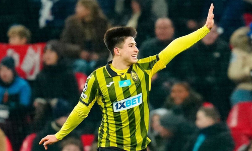 Дастан Сатпаев встретился с экс-футболистом «Челси». Фото