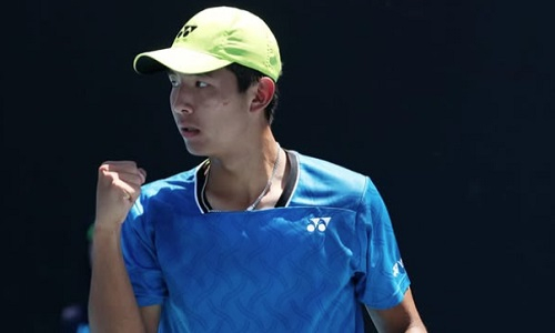 17-летний казахстанец вошел в топ-10 мирового рейтинга после сенсации на Australian Open