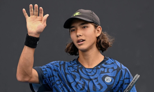 В трех сетах решилась судьба казахстанского теннисиста на международном турнире