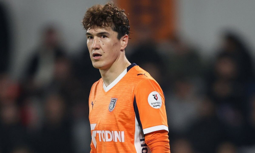 Травмой обернулся матч «Башакшехира» футболисту сборной Узбекистана