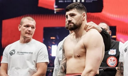 Боксёр из Казахстана получил бой за титул после нокаута от Сергея Ковалёва