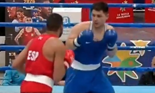 Казахстанский боксёр сразился с фаворитом за медаль международного турнира в Испании