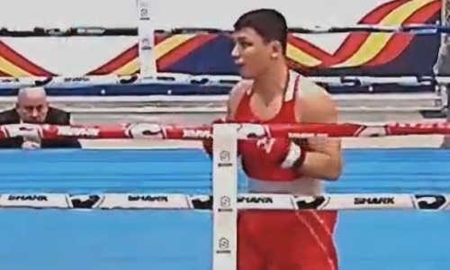 Казахстан завоевал десятую медаль на престижном турнире по боксу в Испании