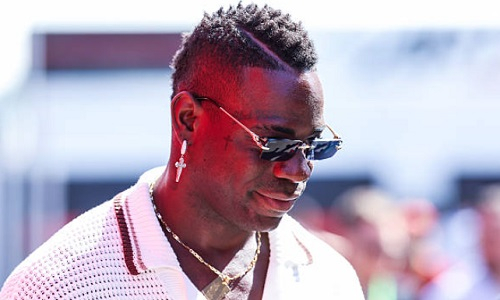 Марио Балотелли официально представлен в новом клубе