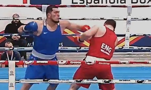 Айбек Оралбай принес медаль Казахстану