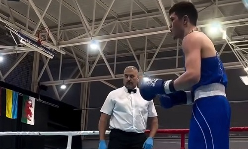 Торехан Сабырхан устроил шоу с разгромом на турнире в Испании. Видео