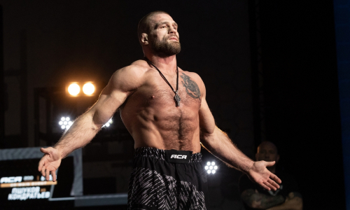 Казахстанский боец вызвал разочарование после поражения