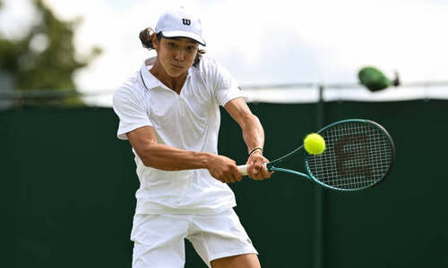 Казахстанский теннисист успешно стартовал на международном турнире 