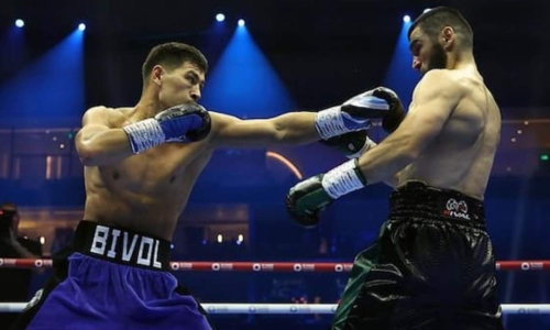 Бивол после претензий Бетербиева определился с датой третьего боя