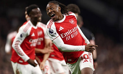 «Арсенал» учинил разгром и оторвался от «Манчестер Сити»