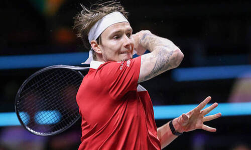 Тремя сетами обернулся матч Александра Бублика на турнире за три миллиона долларов