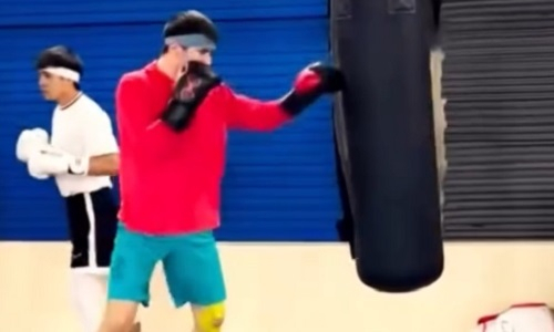 Братья Сабырханы показали подготовку к чемпионату Азии по боксу. Видео