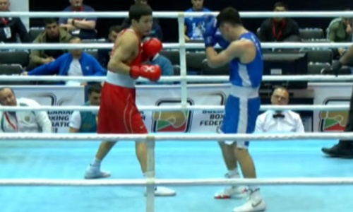 Бой казахстанского боксёра с чемпионом из Узбекистана завершился разгромом