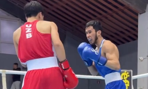 Стал известен счет противостояния Казахстан — Узбекистан на малом ЧМ-2026 по боксу