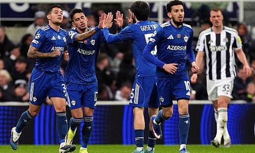 «Карабах» устроил голевую перестрелку в матче плей-офф Лиги Чемпионов