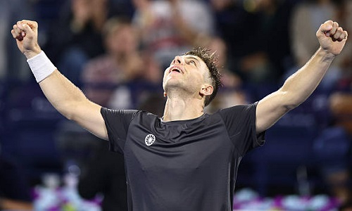 Обидчик Александра Бублика победил фаворита и вышел в финал турнира в Дубае