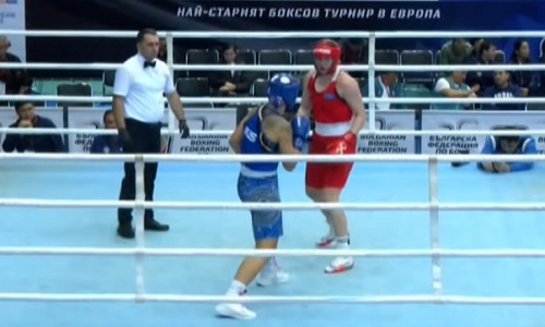 Казахстанская боксерша сразилась с двукратной призеркой чемпионата мира
