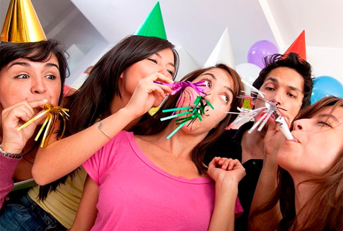 Февраль без скуки — самые странные и веселые праздники со всего мира