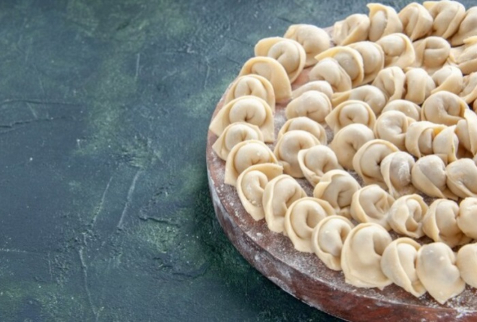 Диетолог объяснила, кому категорически нельзя есть пельмени