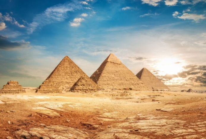 Неожиданная гипотеза. Пирамида Хеопса почти в десять раз древнее