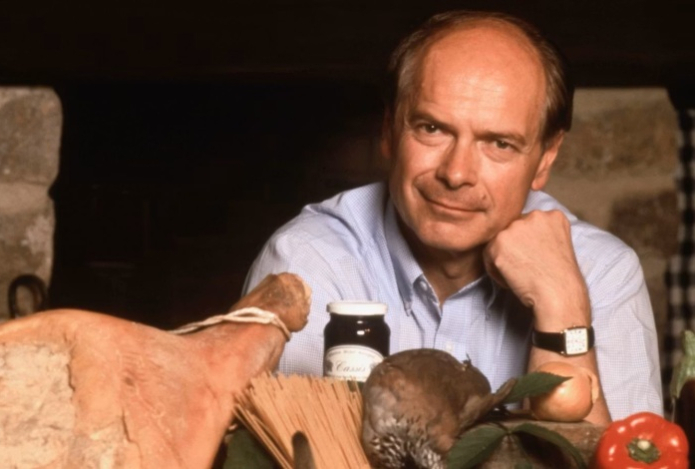 Спас себя от ожирения и вдохновил худеть всю Европу. История известного диетолога