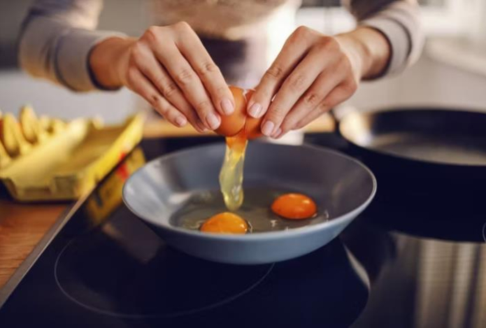 Сколько яиц можно есть без вреда для здоровья