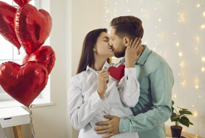 146 поцелуев за полминуты — британец попал в Книгу рекордов