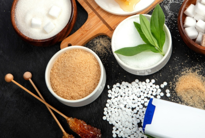 Врач предупредил о последствиях употребления добавленного сахара