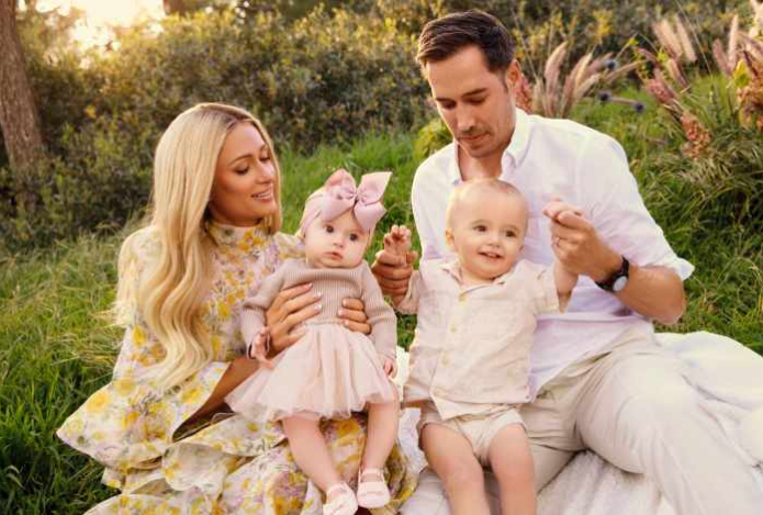 Сюрприз на берегу океана — Пэрис Хилтон повторно сделали предложение