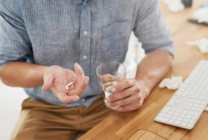 Почему лекарства нельзя запивать чаем или кофе?